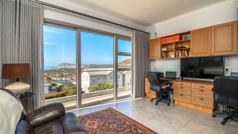 2 Bedroom Property for Sale in Robberg Ridge Western Cape